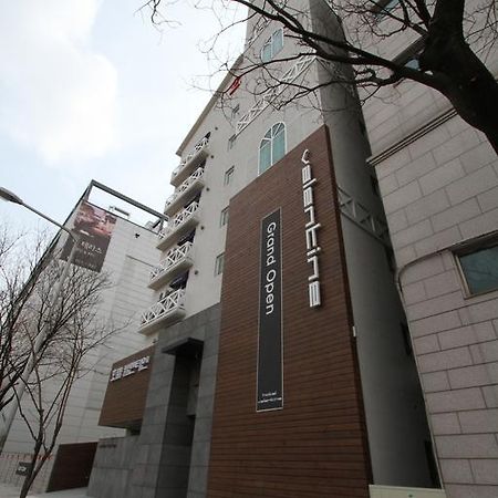 Valentine Hotel Goyang Luaran gambar