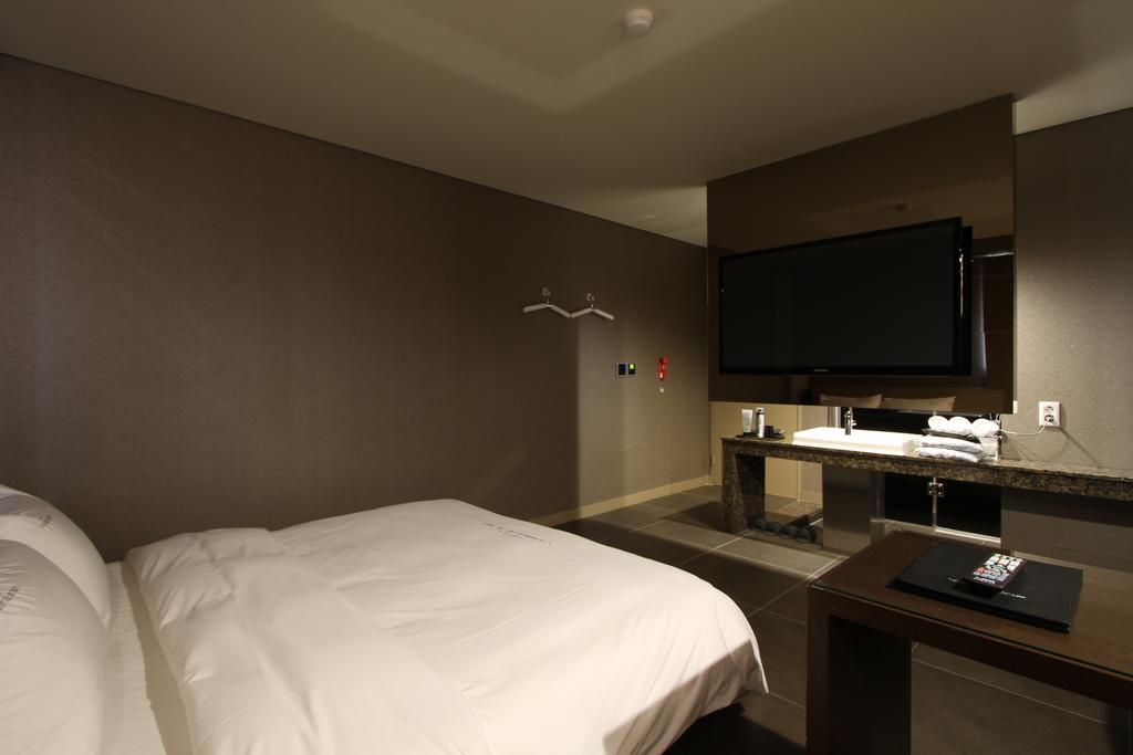 Valentine Hotel Goyang Bilik gambar