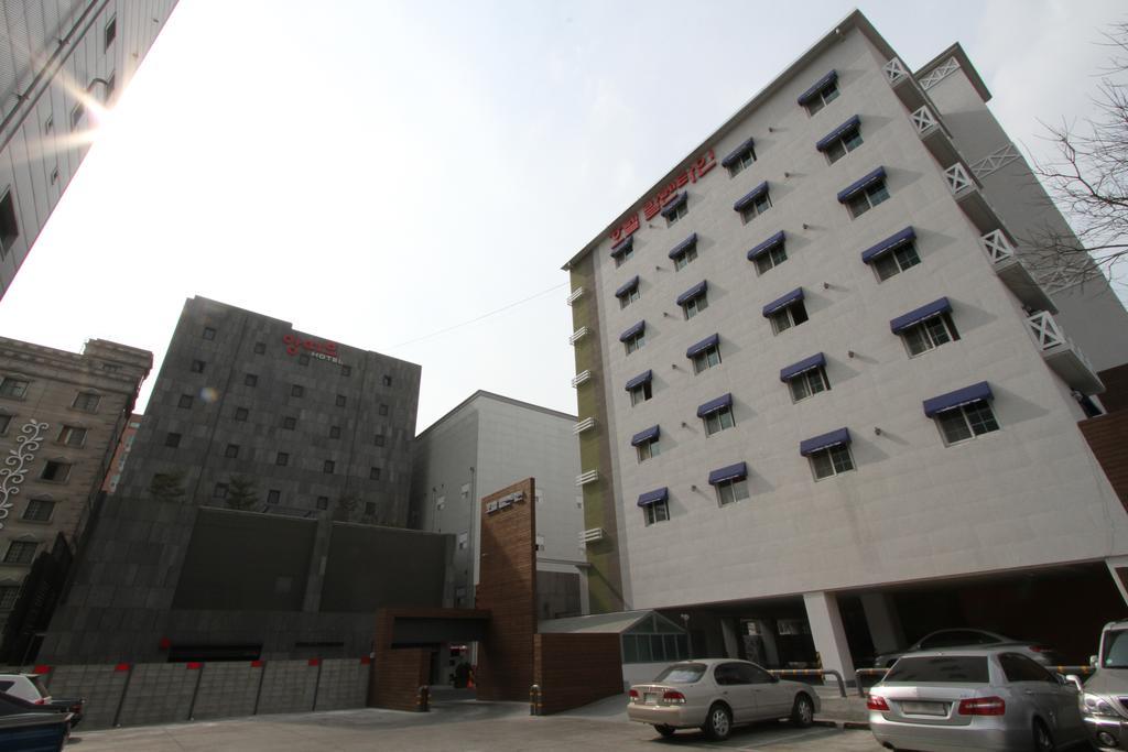 Valentine Hotel Goyang Luaran gambar